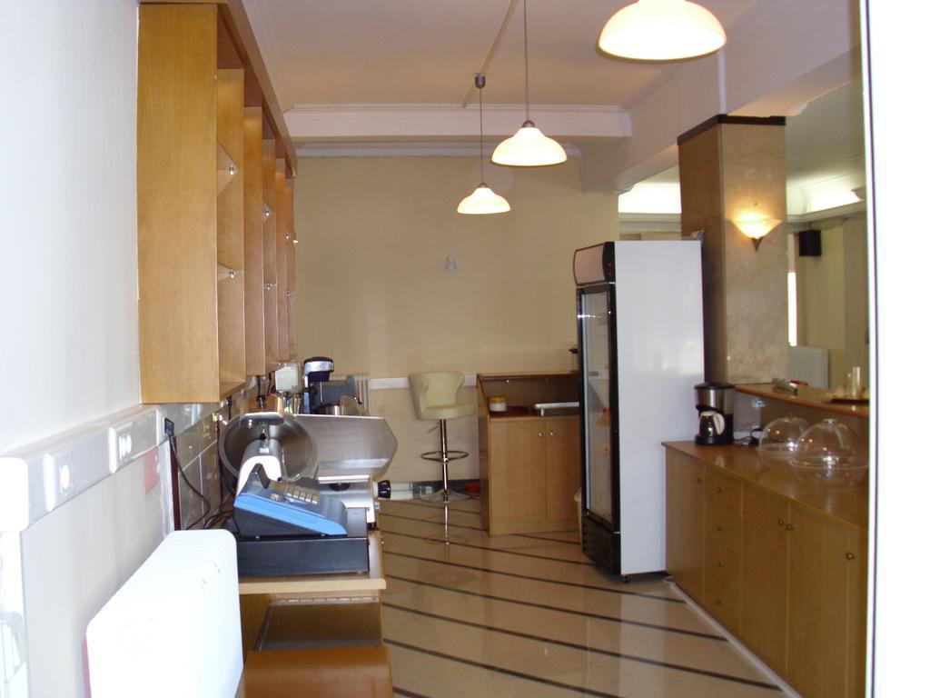 Hotel Cybele Pefki Athènes Extérieur photo