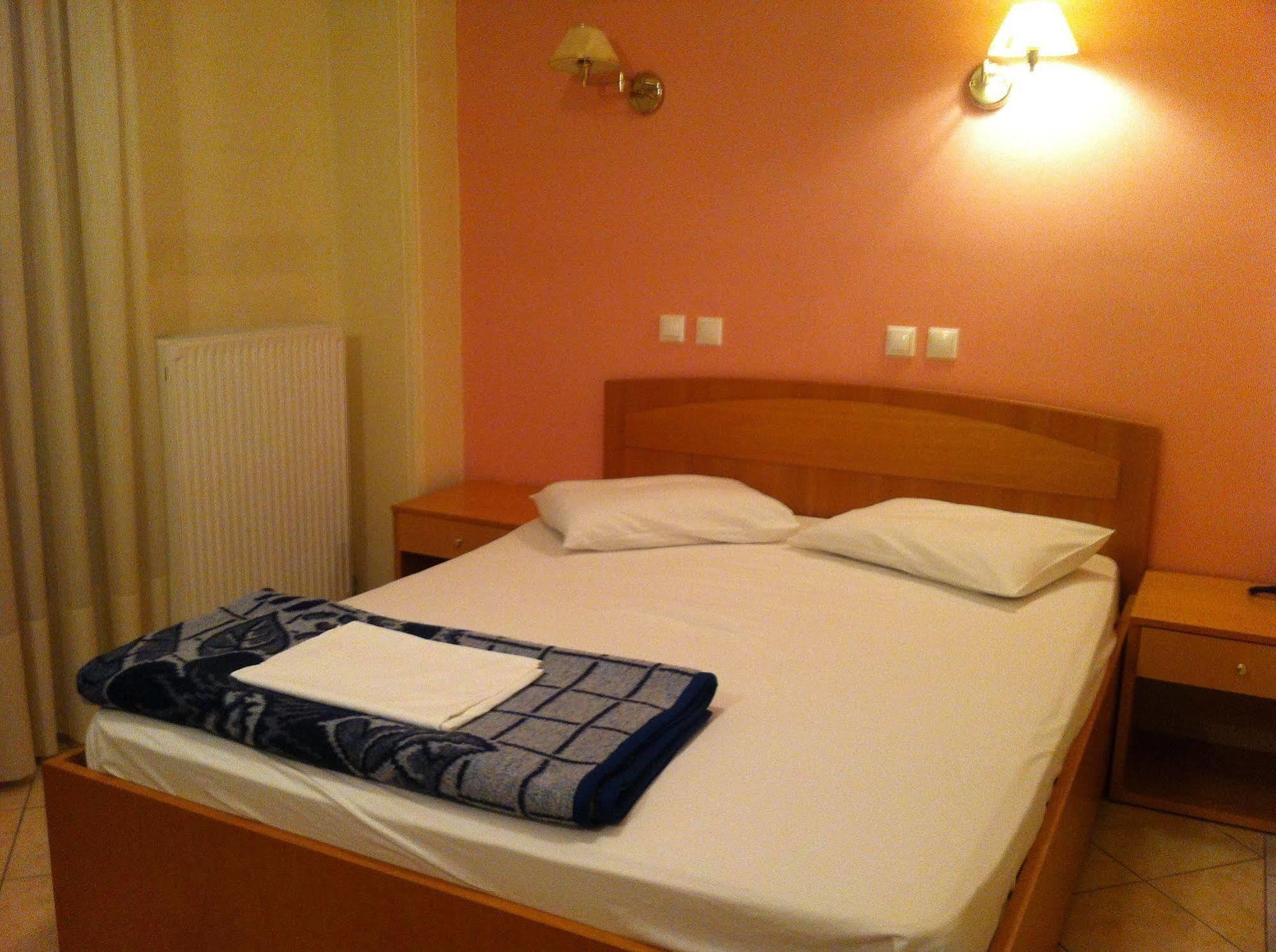 Hotel Cybele Pefki Athènes Extérieur photo